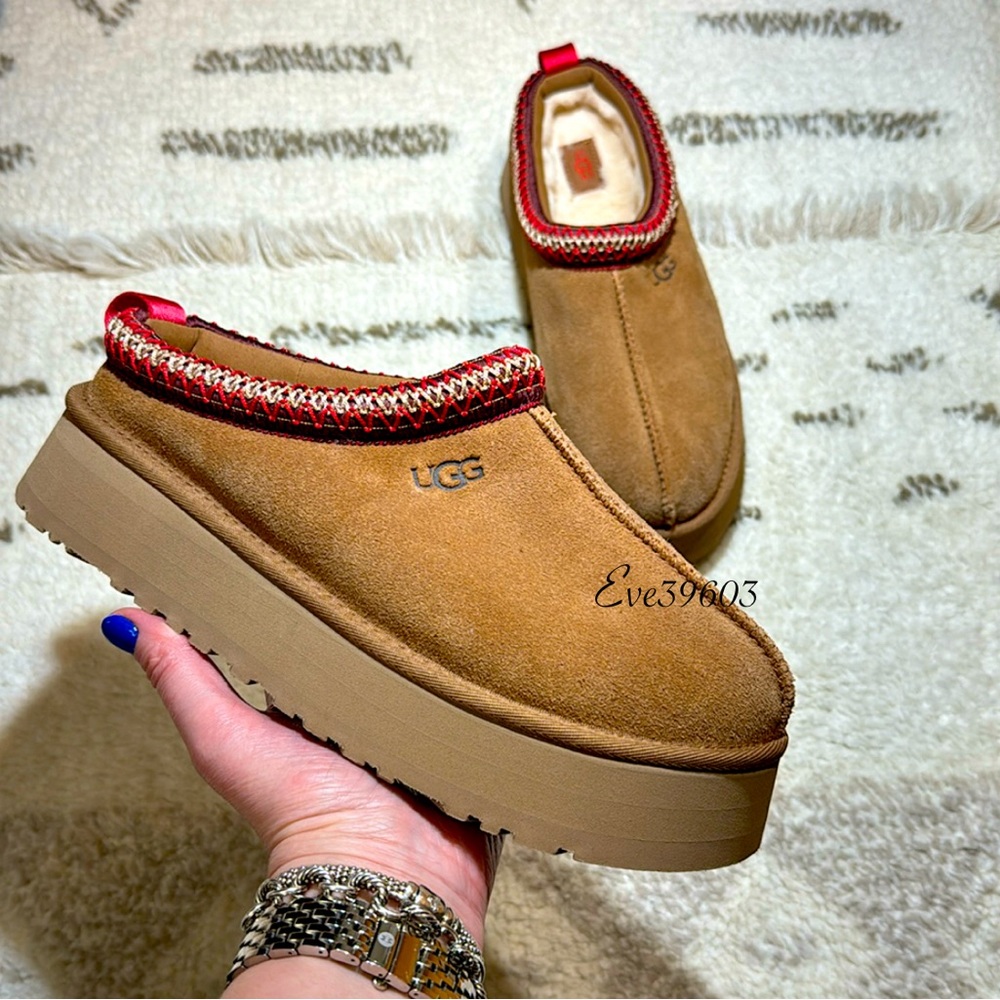 UGG Tass Platform Slippers